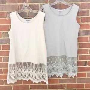 💕SOLD💕 Set of 2 Tunic Length Tanks w/ Lace Hem M